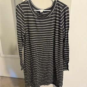 LOFT Charcoal and White Striped Lounge Top